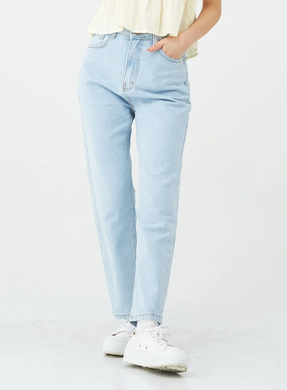 Basic Soft Tapered Jeans BG17