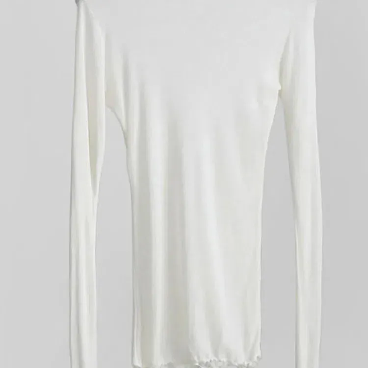 Chic Women's Slim-Fit Long Sleeve T-Shirt - Soft Cotton Blend, Sexy Sheer Design, Perfect for Casual Spring/Summer Wear