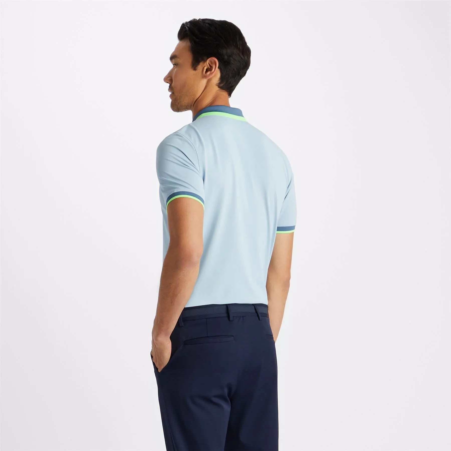 Embossed Logo Rib Collar Quarter Zip Tech Pique Polo Drizzle - AW23