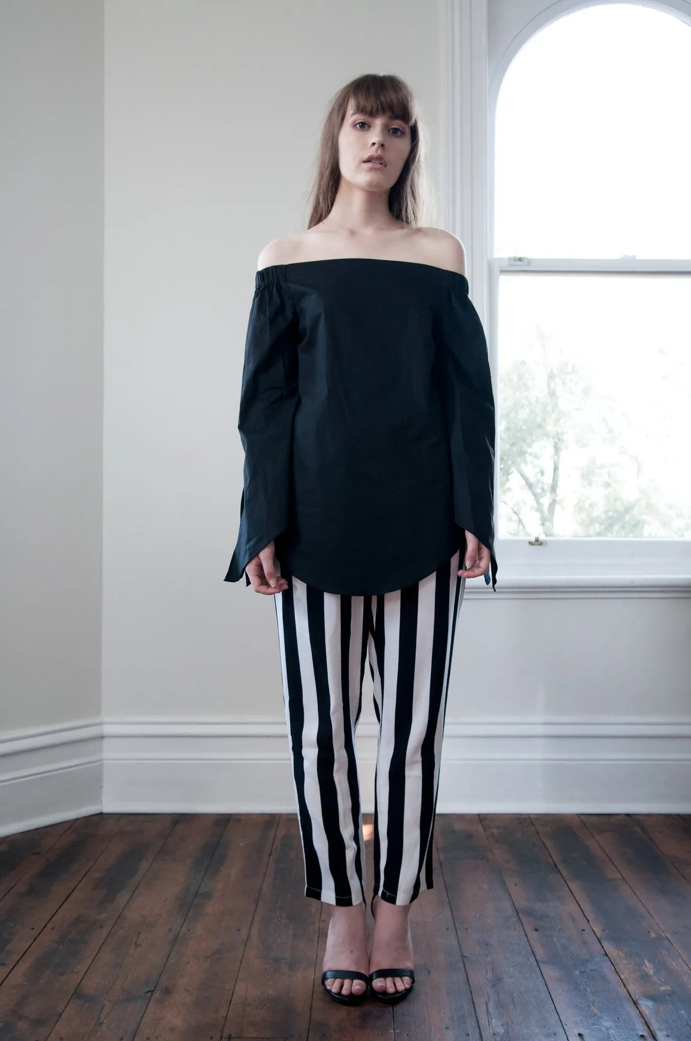 Fallon Longline Off-Shoulder Shirt -Black
