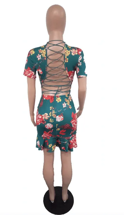 FLORAL IN THE FRONT