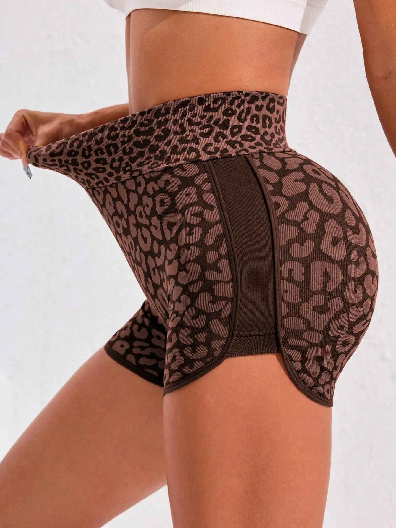 High Waist Seamless Leopard Print Stretchy Yoga Shorts FW24