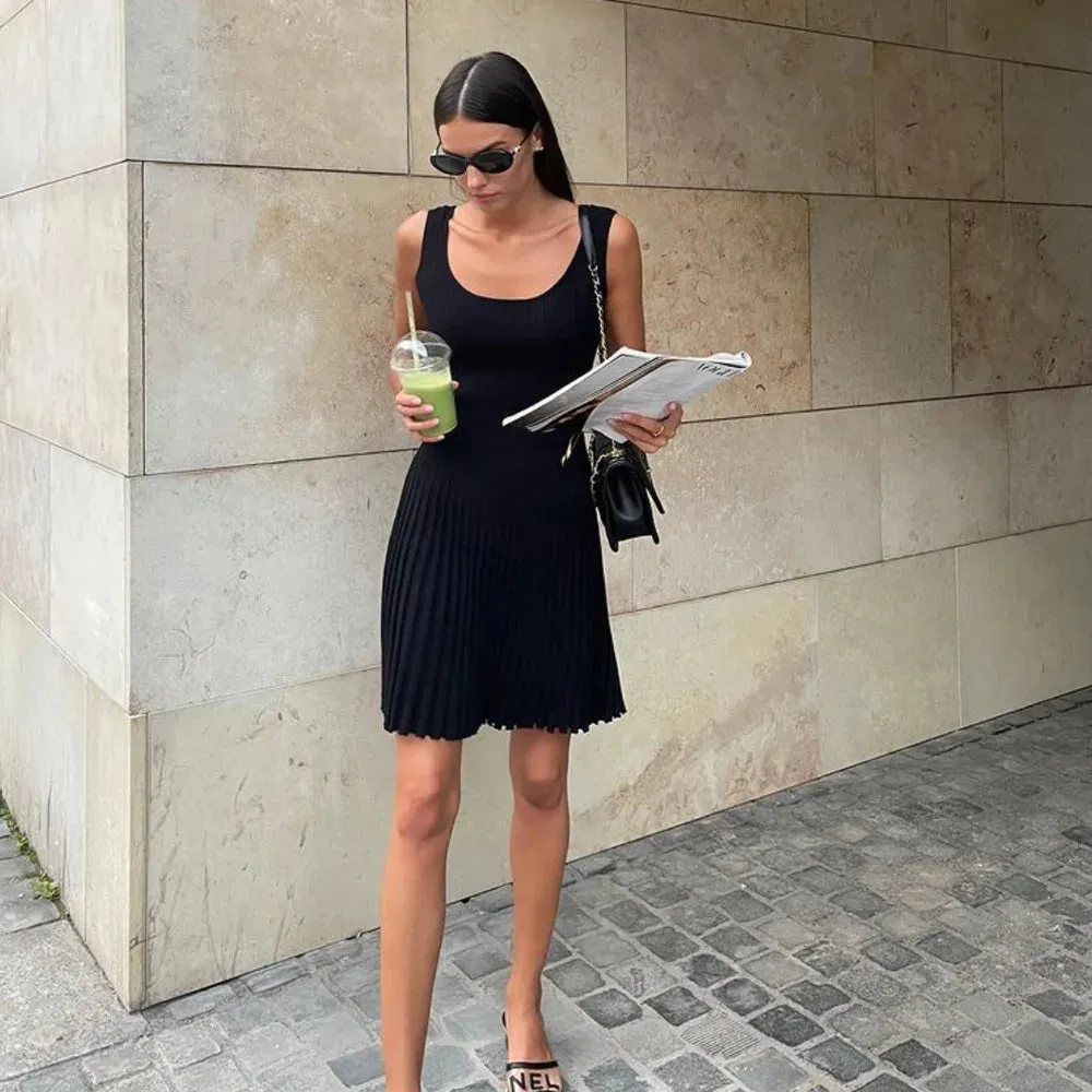 TAVIMART  -  Casual Solid Color Basic Pleated Women Summer Dress Sundress Sleeveless Sqaure Collar A-line Slim Short Dresses Elegant Simple
