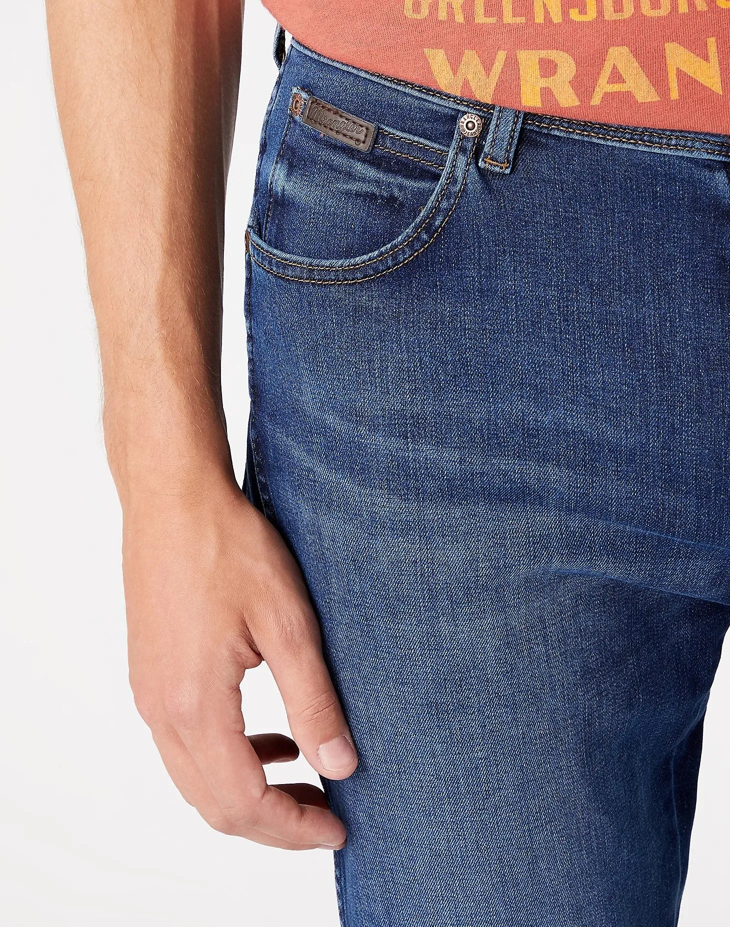 WRANGLER <BR>
Texas Slim Jean <BR>
Blue Silk <BR>